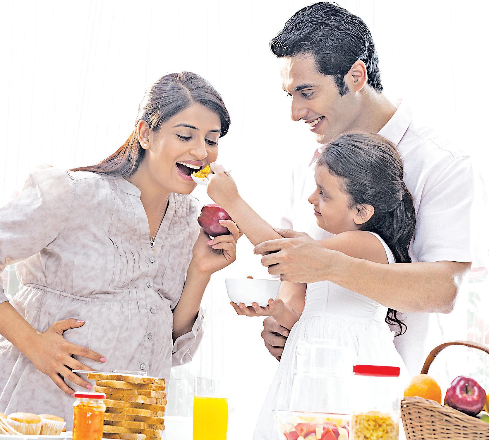 प्रेगनेंसी और पोस्ट प्रेगनेंसी डाइट कैसी हो
